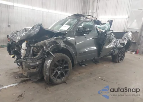 2021 Ram 1500 Laramie 4X4 5'7 Box z USA, uszkodzony, nr VIN 1C6SRFJT7MN504877